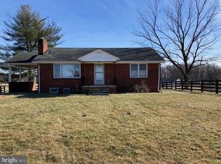 43129 Lucketts Rd, Leesburg, VA 20176