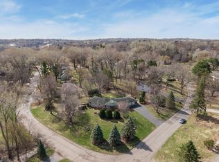 3517 Sunrise Dr W, Minnetonka, MN 55345