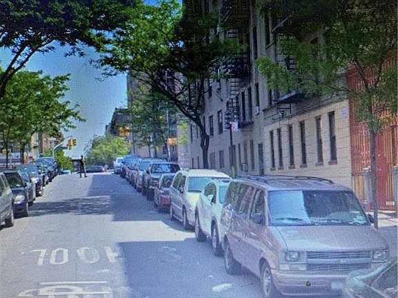 2nd image of 106 Mount Hope Pl
