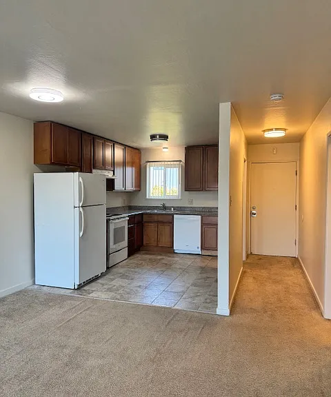 2422 21st Ave #A — Photo 3