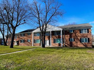 28401 Jefferson Ave APT 4, Saint Clair Shores, MI 48081