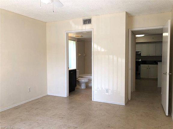 4th image of 8225 Ibis Club Dr APT 203