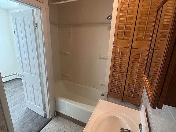 3rd image of 154 Lewis St #156