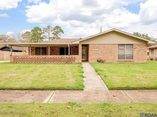 1016 E Fabian St, Gonzales, LA 70737