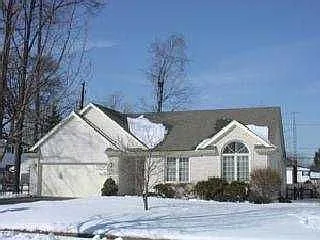 2028 Reinwood Dr photo 1