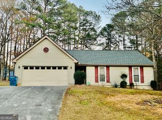 8472 Glenwoods Dr, Riverdale, GA 30274