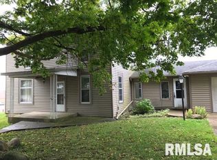 54 Snow Ave, Chadwick, IL 61014