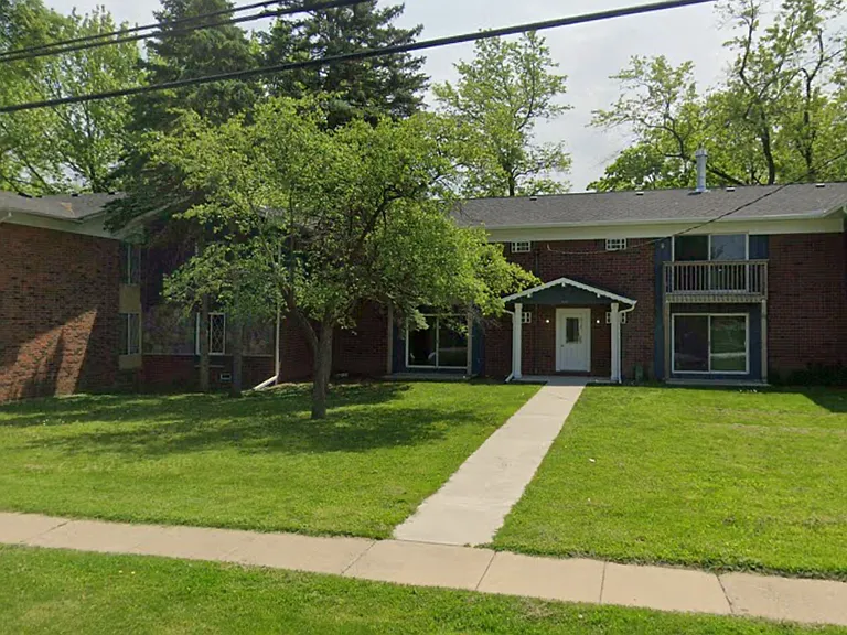 264 Clark St #1 — Photo 11