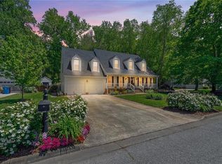 551 Currituck Dr, Chesapeake, VA 23322