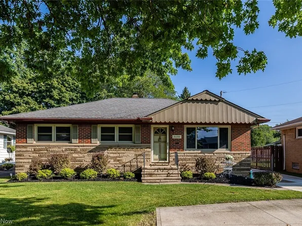 10200 Biddulph Rd, Brooklyn, OH 44144