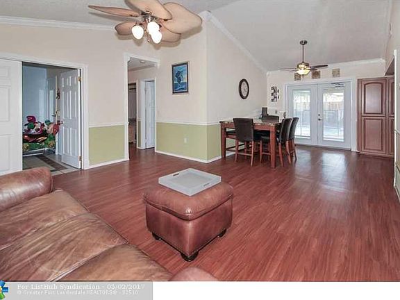 5th image of 11430 NW 39th Pl