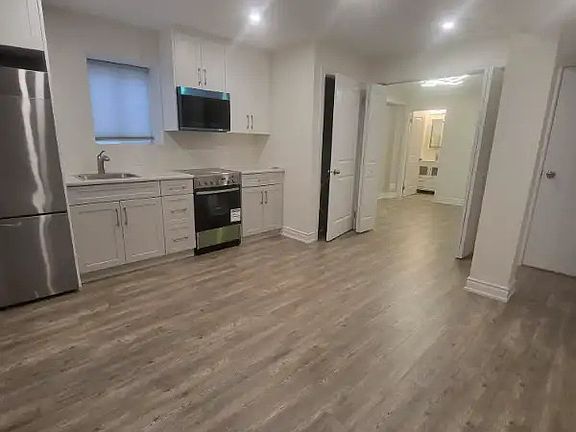3rd image of 68-70 Sunset Ave #Basement