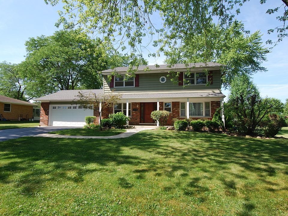 1st image of 15149 W Clover Ln