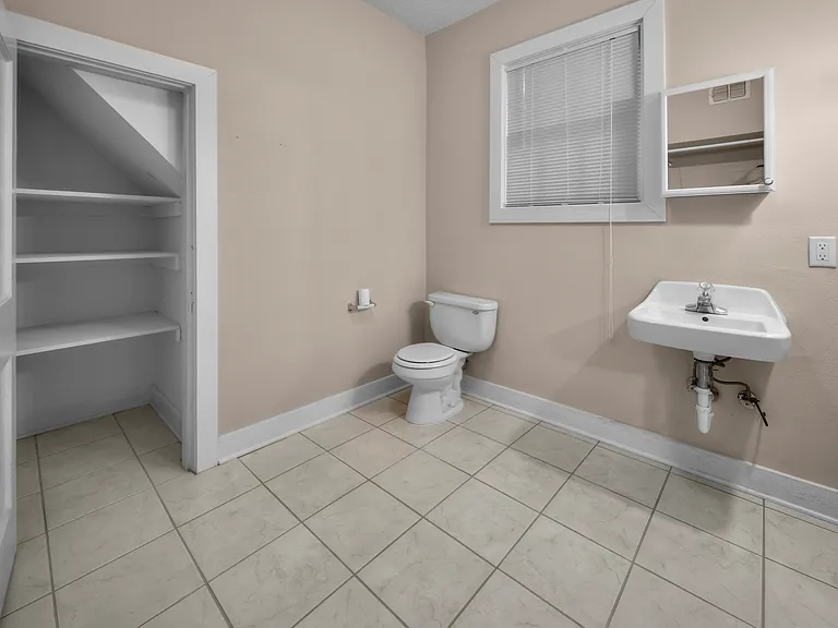 436 S Fannin Ave — Photo 23