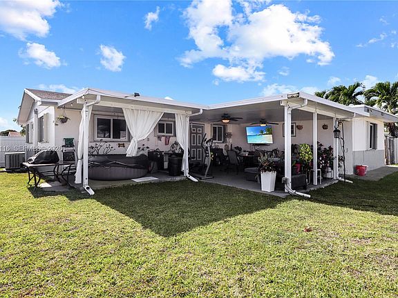 2nd image of 20211 SW 112th Pl