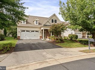 20730 Crescent Pointe Pl, Ashburn, VA 20147