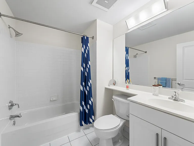 Apex Manayunk — Photo 37