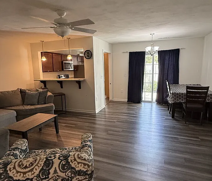 6830 Village Green Dr — Photo 5