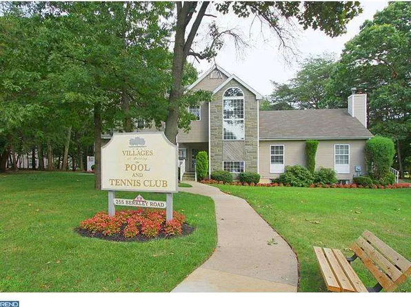 1237 Tristram Cir #1237, Mantua, NJ 08051