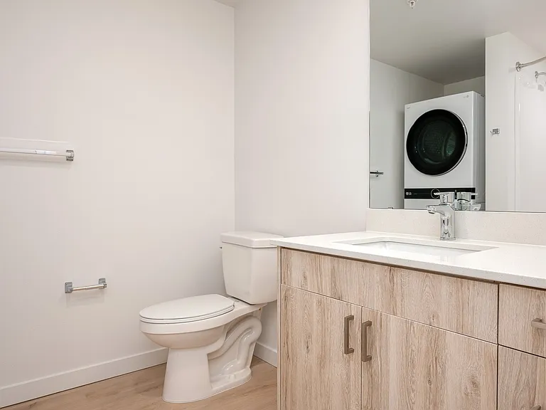One Twenty Up | Second Bathroom