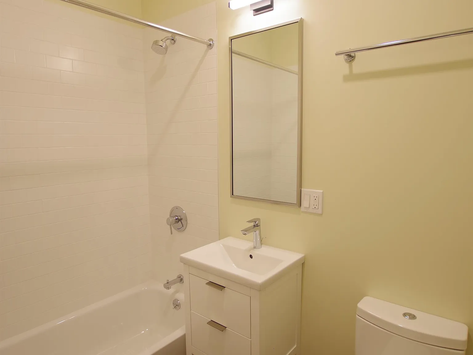 125-9 Fair Oaks - 7 — Photo 4