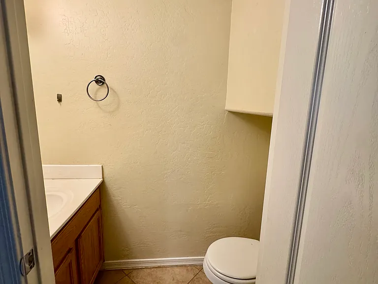 724 S Beck Ave #724 — Photo 10