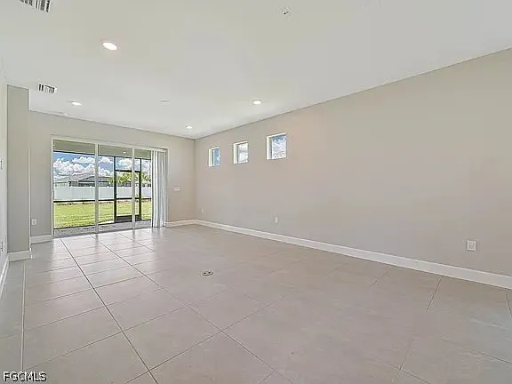 42218 Edgewater Dr — Photo 16