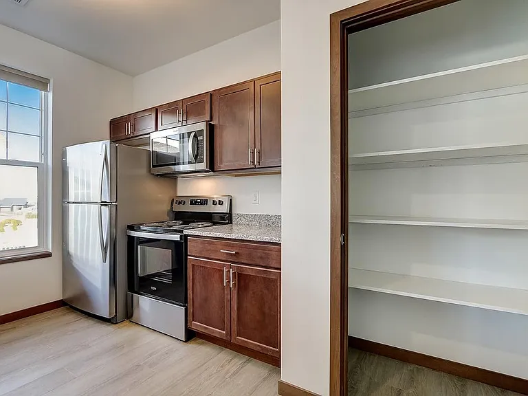 1931 Eastwood Way #1931 — Photo 20