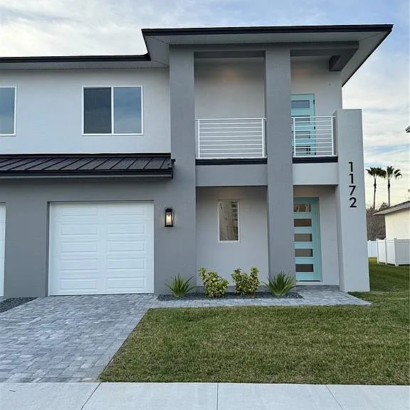 1172 Windjammer Dr — Photo 1