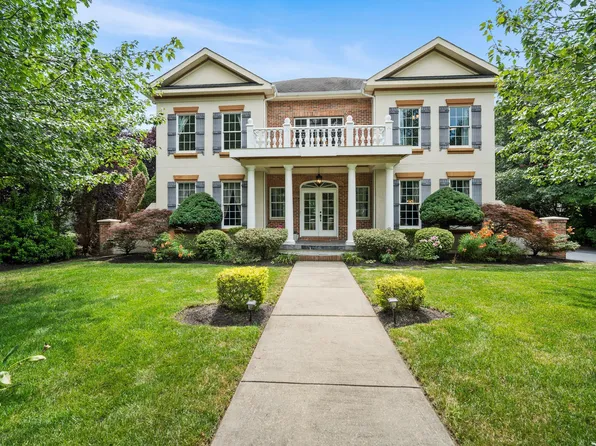 256 Aschwind Ct, Galloway, NJ 08205