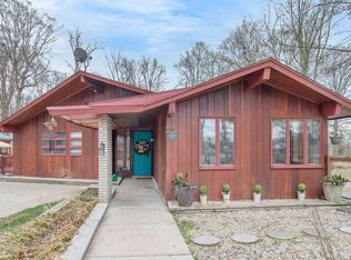 60100 S Fir Rd, Mishawaka, IN 46544