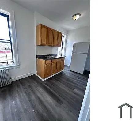 1 bed, $2,000 — Photo 2
