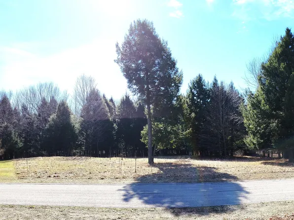 Valleyview Dr Lot 18, Onekama, MI 49675