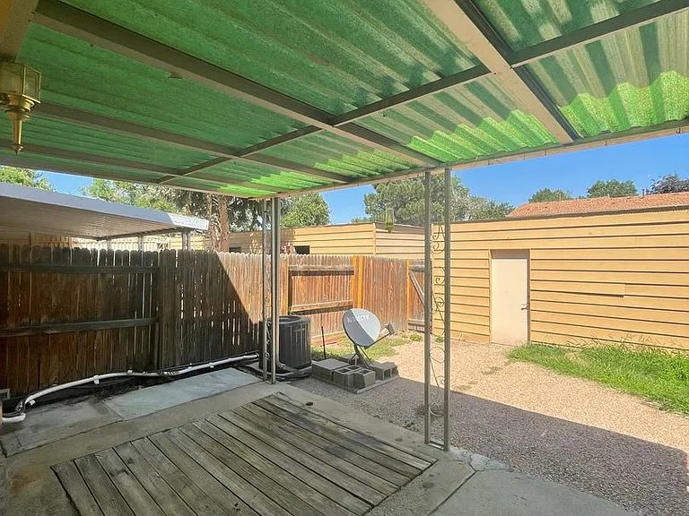 1179 S Troy St — Photo 21