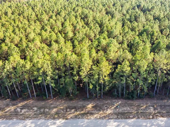 1878 Road 66116, Dayton, TX 77535