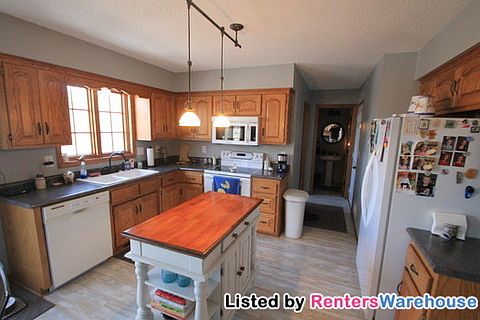 5th image of 9562 Jewel Ln N