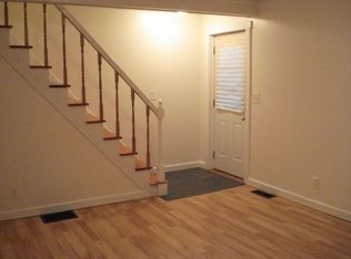 6 Gordon Ln, Skowhegan, ME 04976