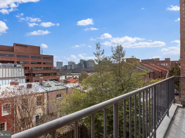 3210 Grace St NW APT 309, Washington, DC 20007