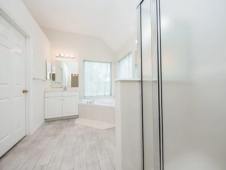 703 Acacia Pl — Photo 13