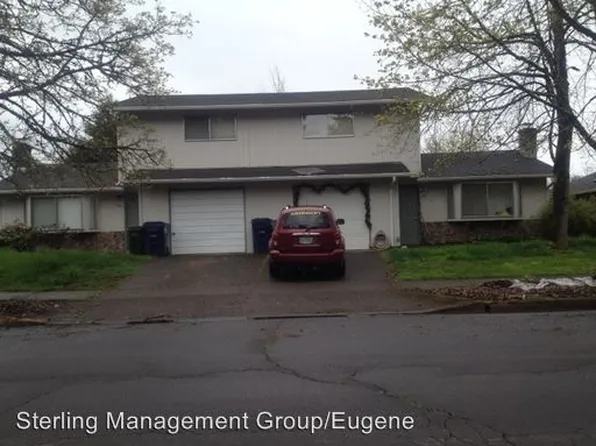 993 Cloverleaf Loop, Springfield, OR 97477