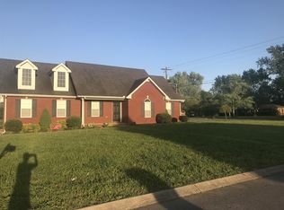 1002 Coral Dr, Murfreesboro, TN 37127