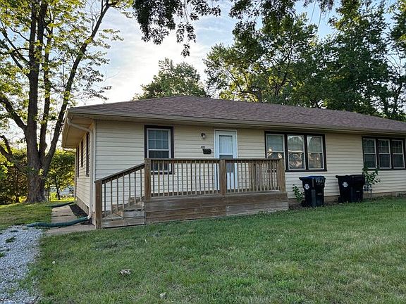 2nd image of 405 Cline St