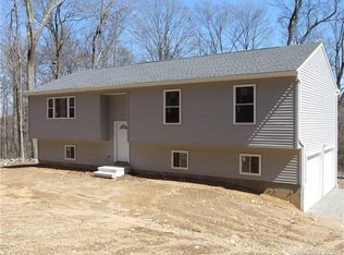 241 Cheshire Rd, Prospect, CT 06712