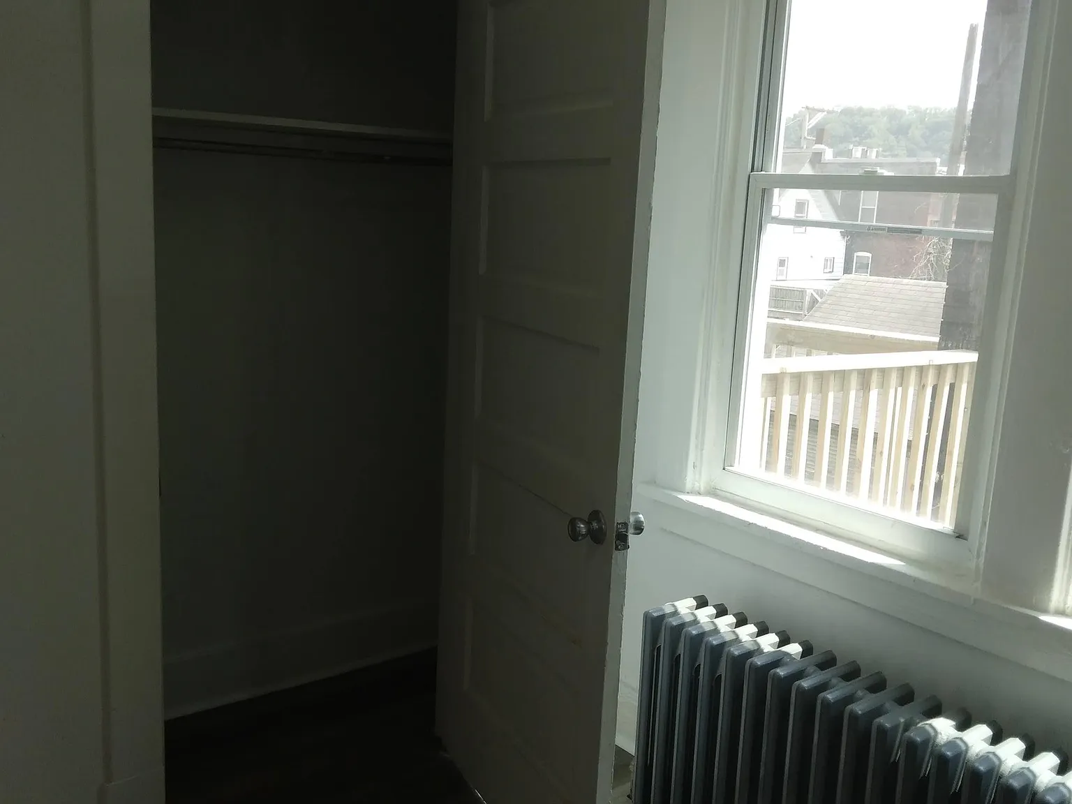 404 Center Street - 402-2 — Photo 2