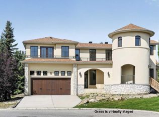 8 Spring Valley Ln SW, Calgary, AB T3H4V2