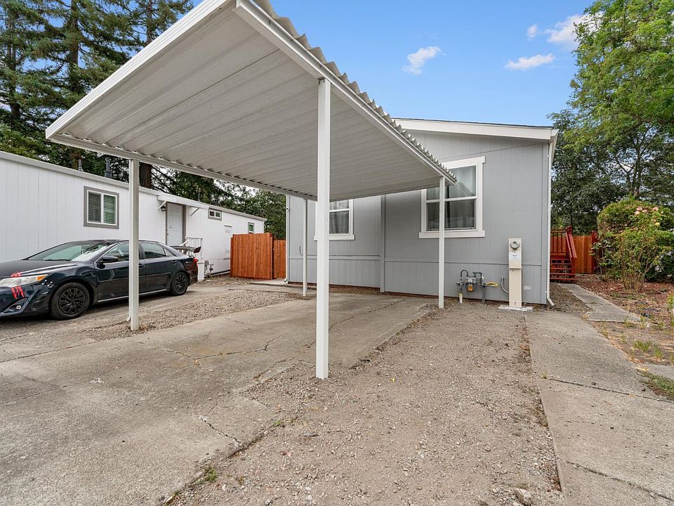 1st image of 3145 Clare Avenue