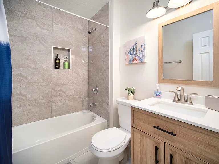 Winterhawk Dr — Photo 53