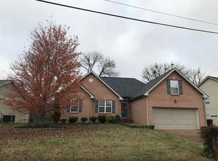 2533 Edinburgh St, Old Hickory, TN 37138