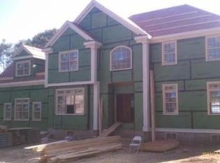 37 Woodland St, Natick, MA 01760