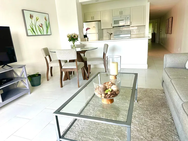 160 Cypress Point Dr — Photo 12